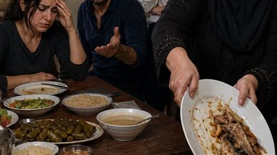 حماتي رمت اكلي  حكايات زهرة 