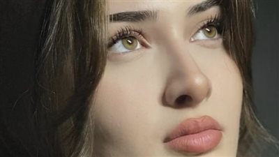 قالوا إني أمّ مهووسة… حتى كادوا يفقدون طفلتي