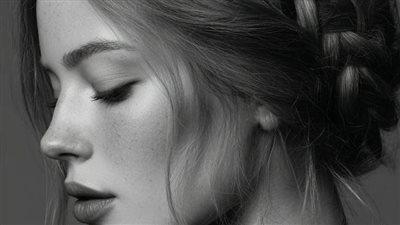   قصة كاملة امرأة تنقذ نفسها ورجلًا بلا مأوى… وما حدث بعد ذلك قلب حياتهما رأسًا على عقب