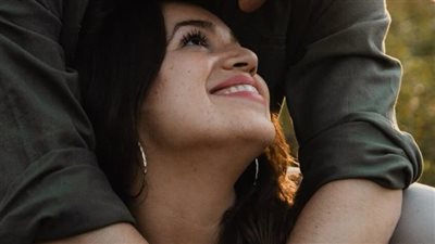 أنا اتجـوزت الراجـل اللي اتربّيـت مـعاه في ملـجأ… بقلـم منـي السـيد